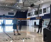 米兰官网 -犹他爵士今夜门线救险,志在社区盾名次提升,质疑声仍在,轮换策略成焦点(殉罪者全文免费阅读)