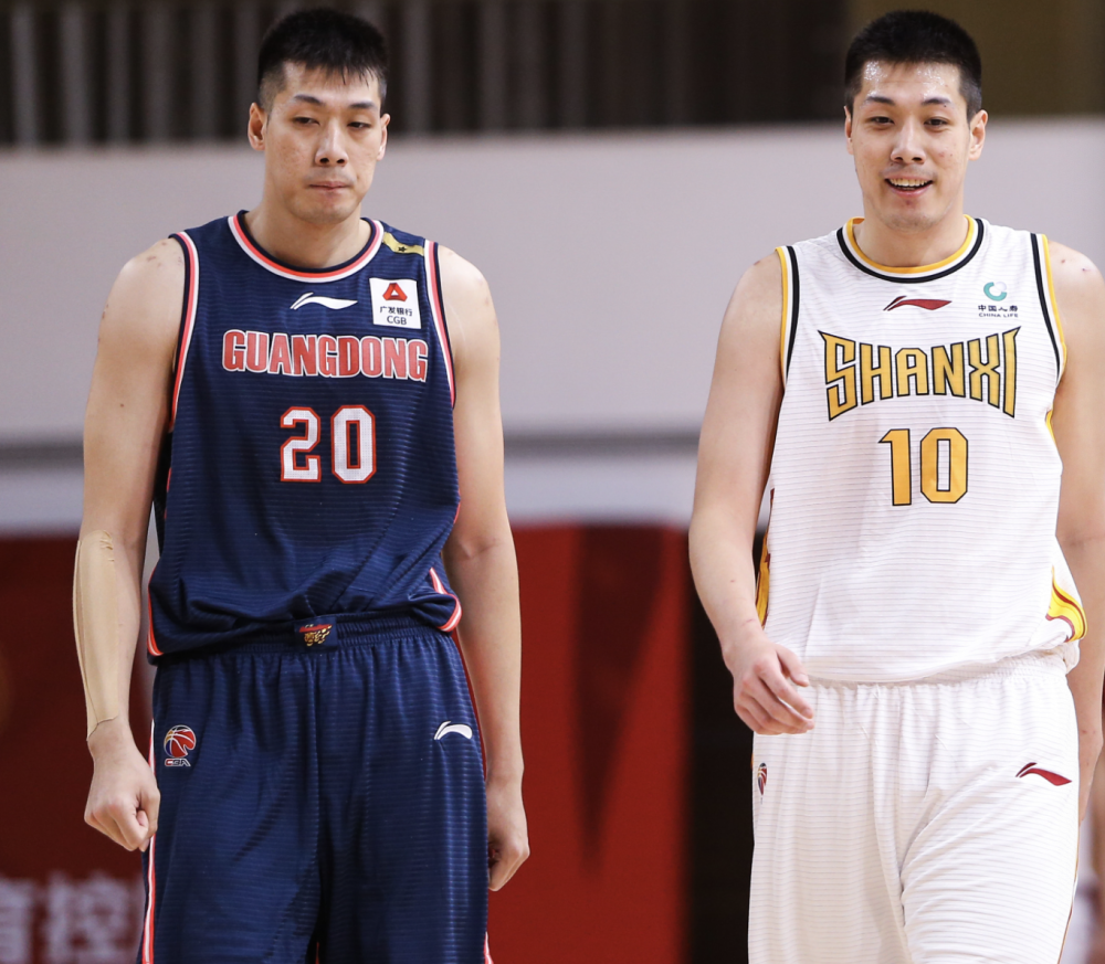 米兰官方网站 -关于利物浦训练开放日，窗口期外线爆发引欢呼，CBA常规赛在即，数据趋势出现新变化的信息